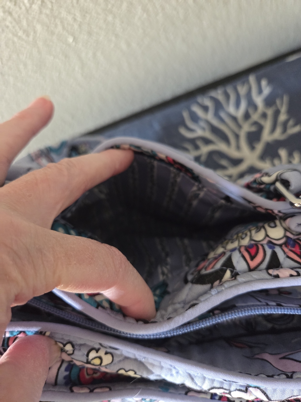 Vera Bradley Quilted Makani Paisley Glenna Satchel - Picture 4 of 10